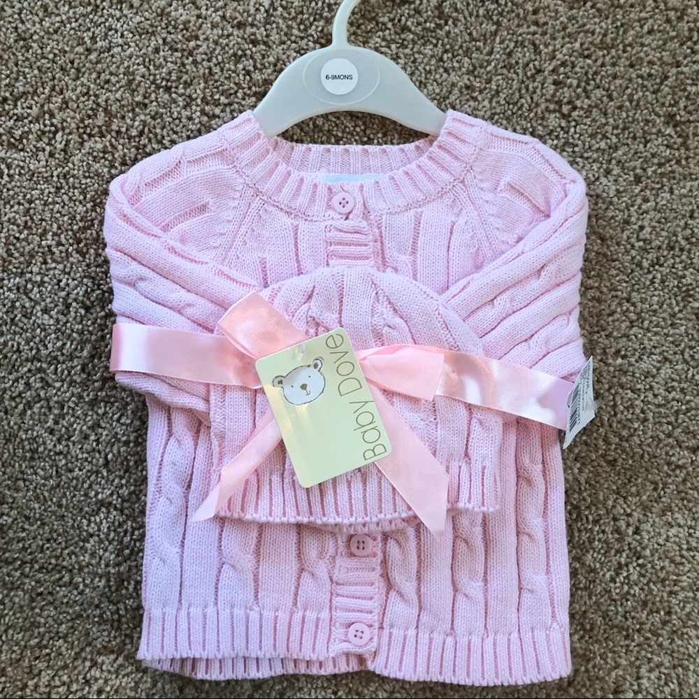 Pink sweater hat set
